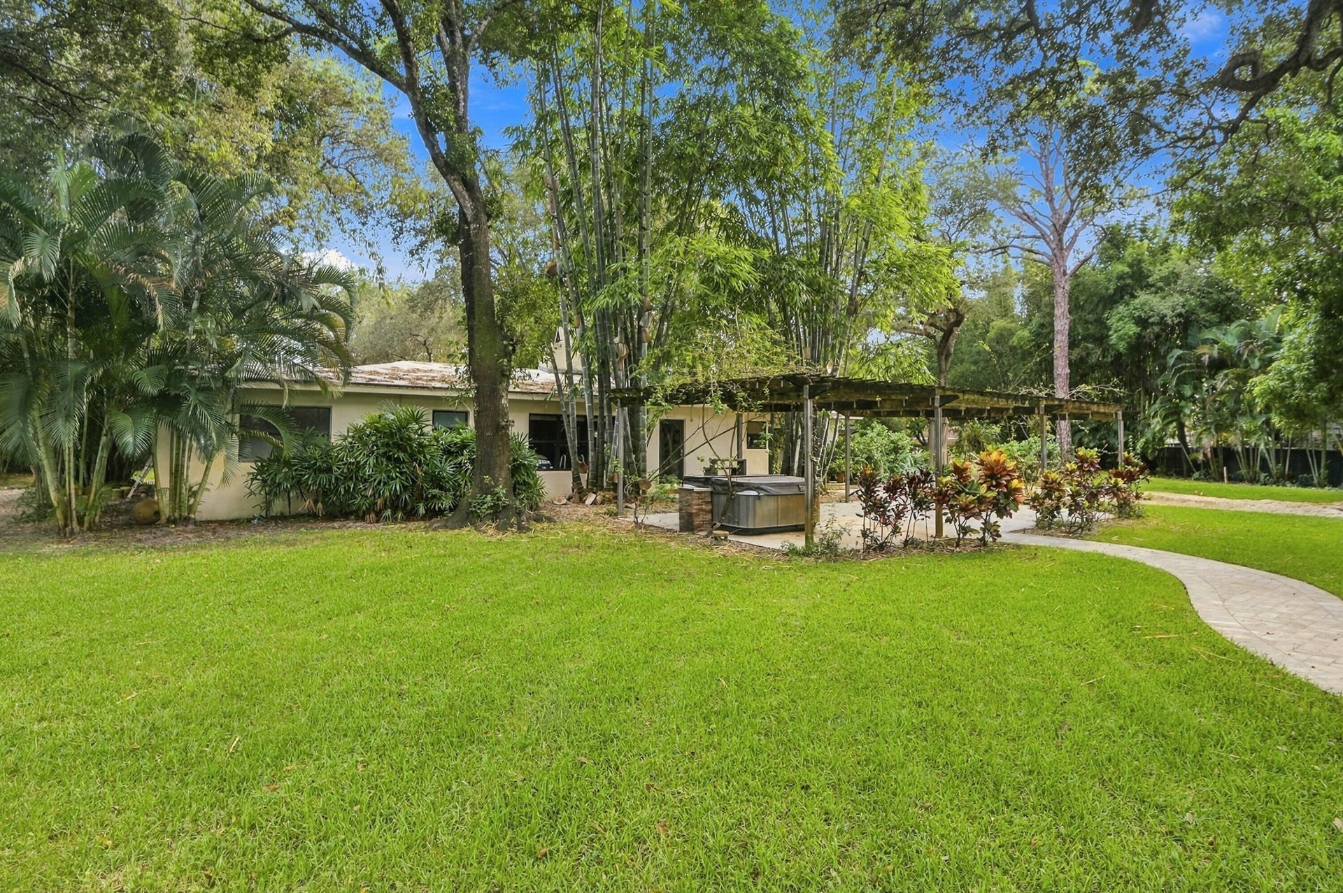 1549 SW 30th Place, Fort Lauderdale, FL 33315 Photo