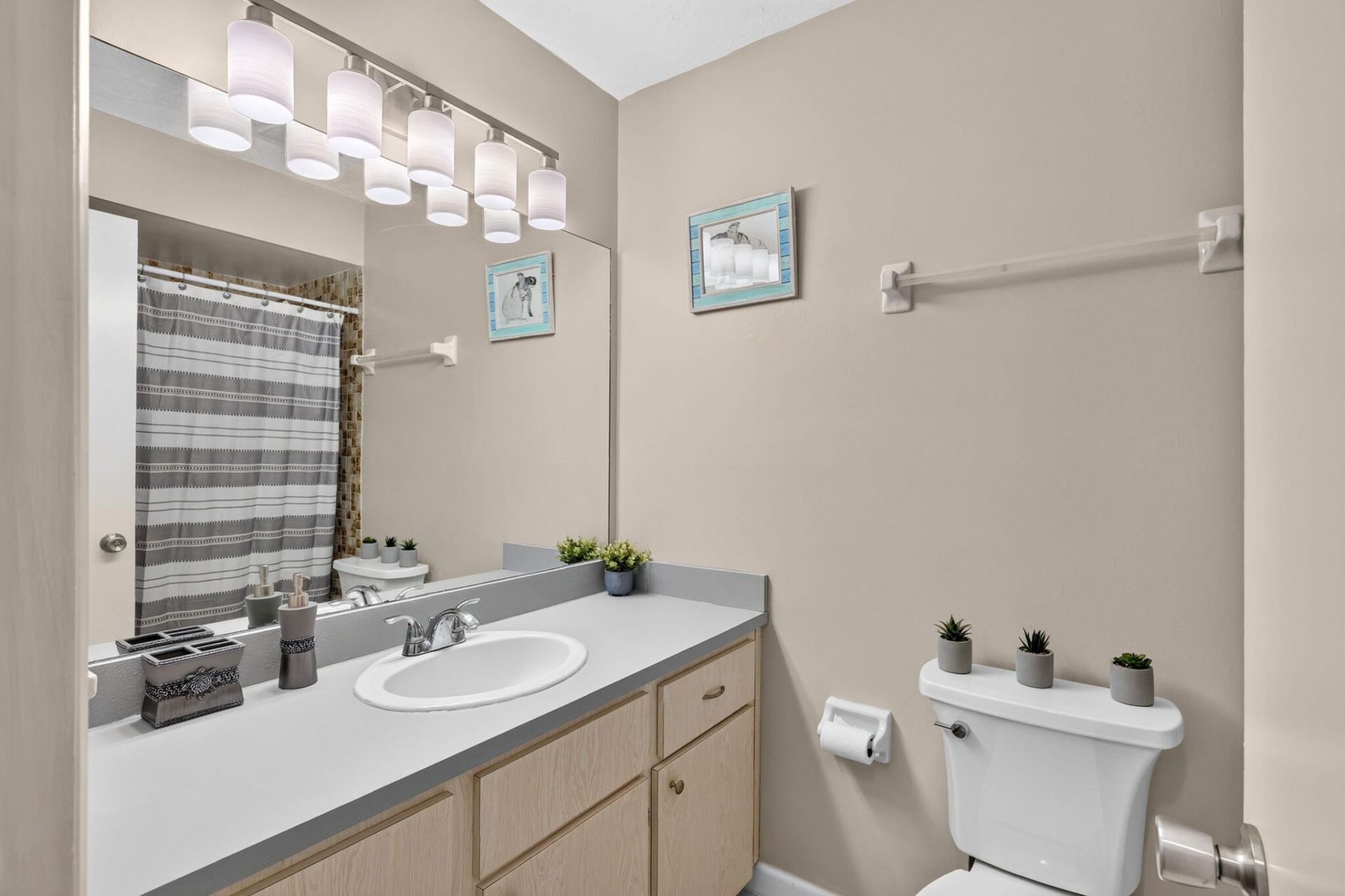 774 SE Elwood Avenue, Port Saint Lucie, FL 34983 Photo