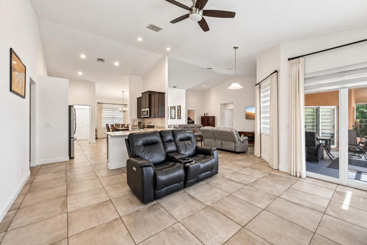 1586 SW Calmar Avenue, Port Saint Lucie, FL 34953 Photo