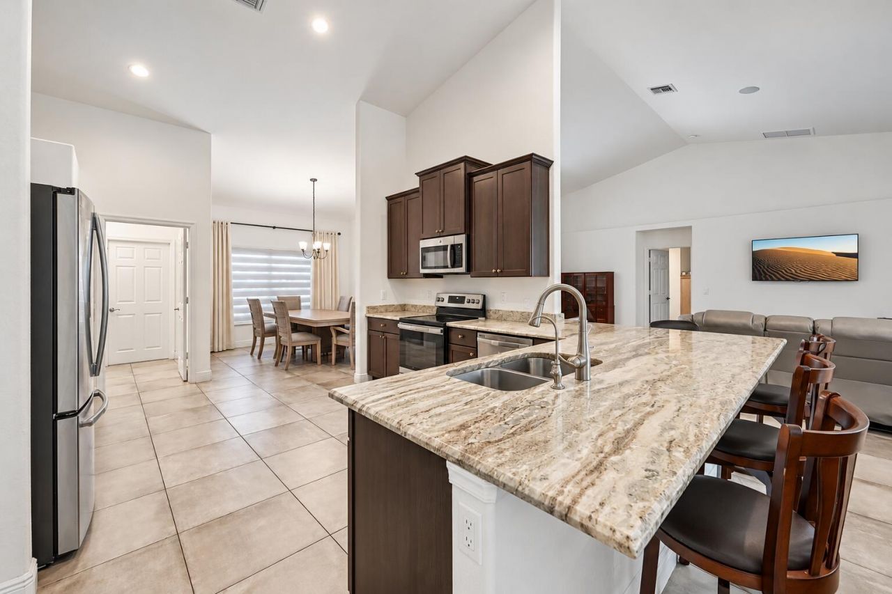 1586 SW Calmar Avenue, Port Saint Lucie, FL 34953 Photo