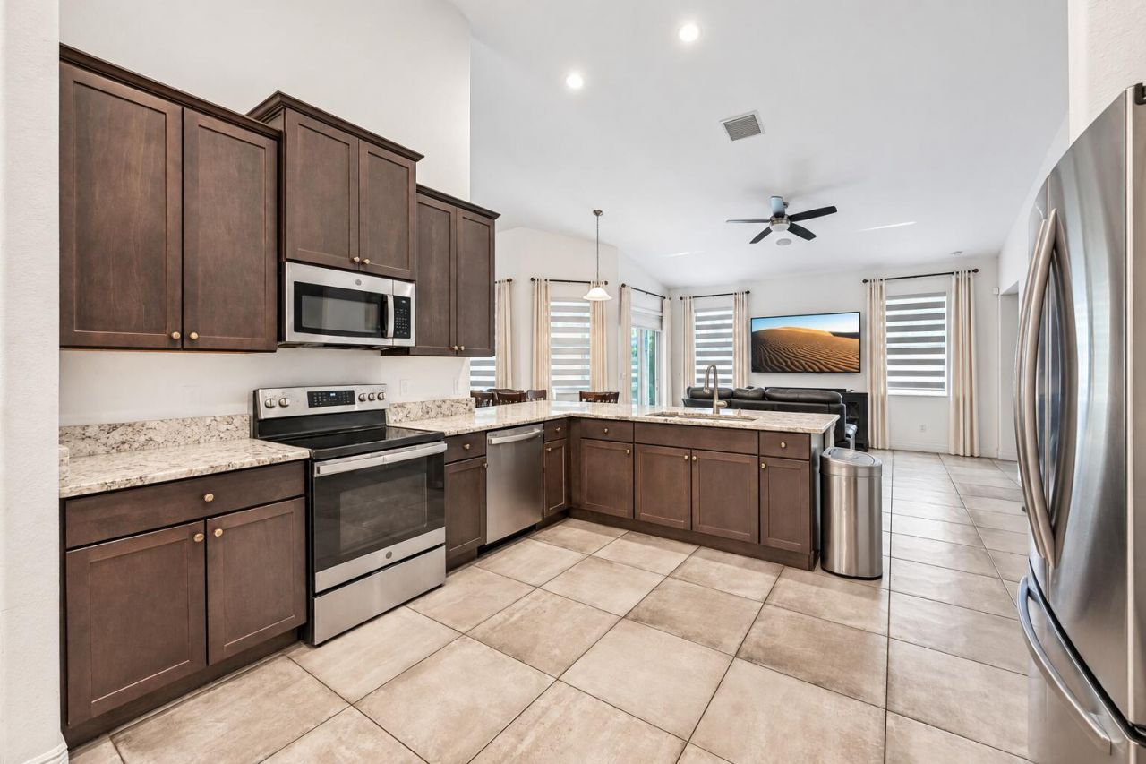 1586 SW Calmar Avenue, Port Saint Lucie, FL 34953 Photo