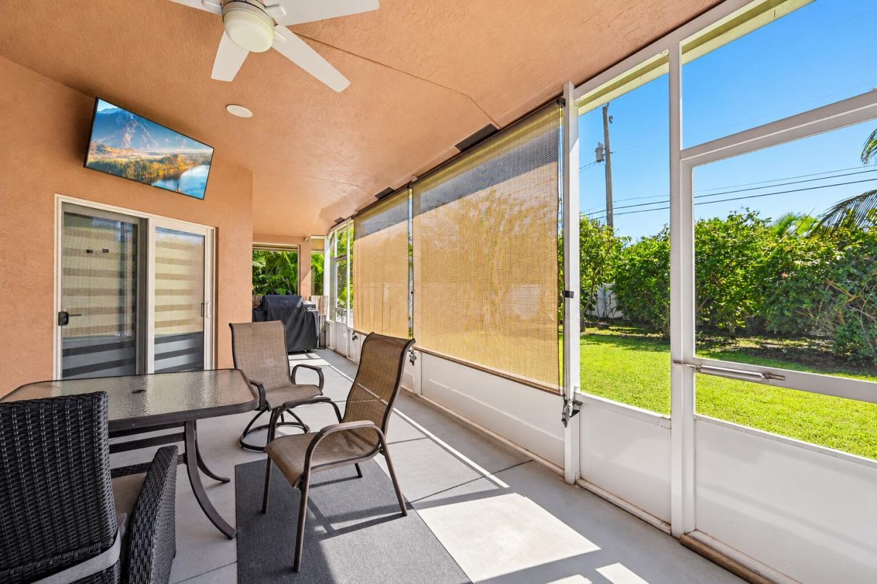1586 SW Calmar Avenue, Port Saint Lucie, FL 34953 Photo
