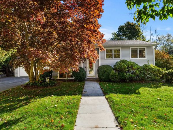 3 Lavalley Ln, Newburyport, MA 01950