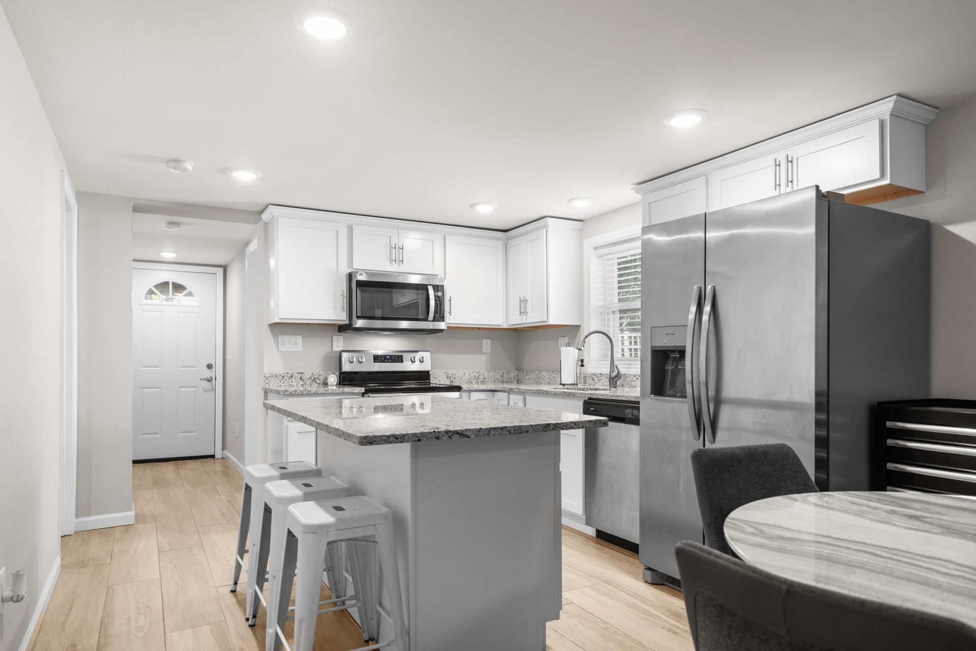 20 S Oak Dr. Photo 17