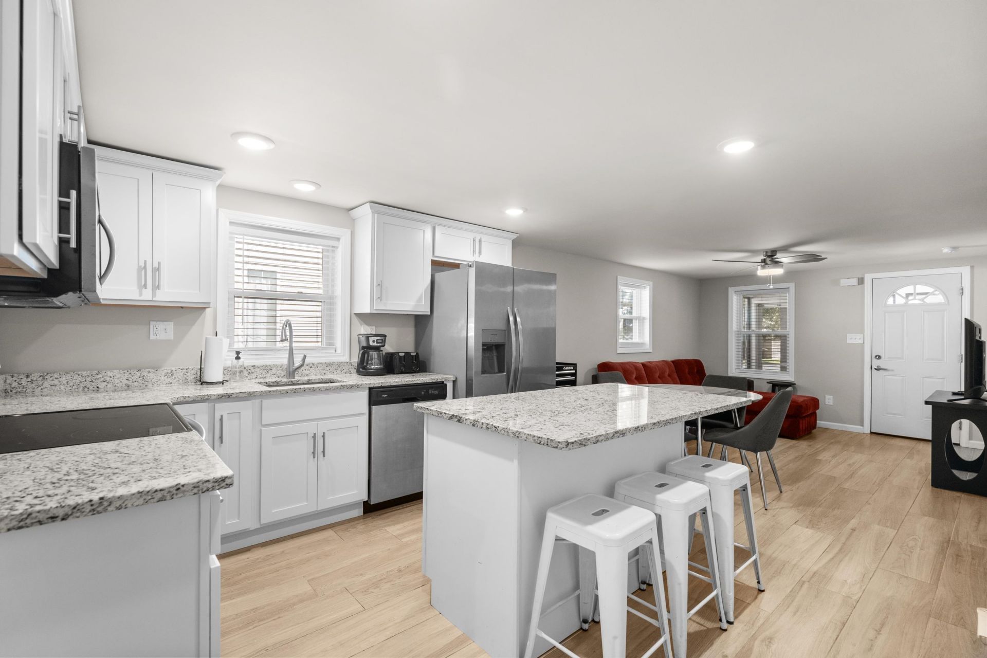 20 S Oak Dr. Photo 18