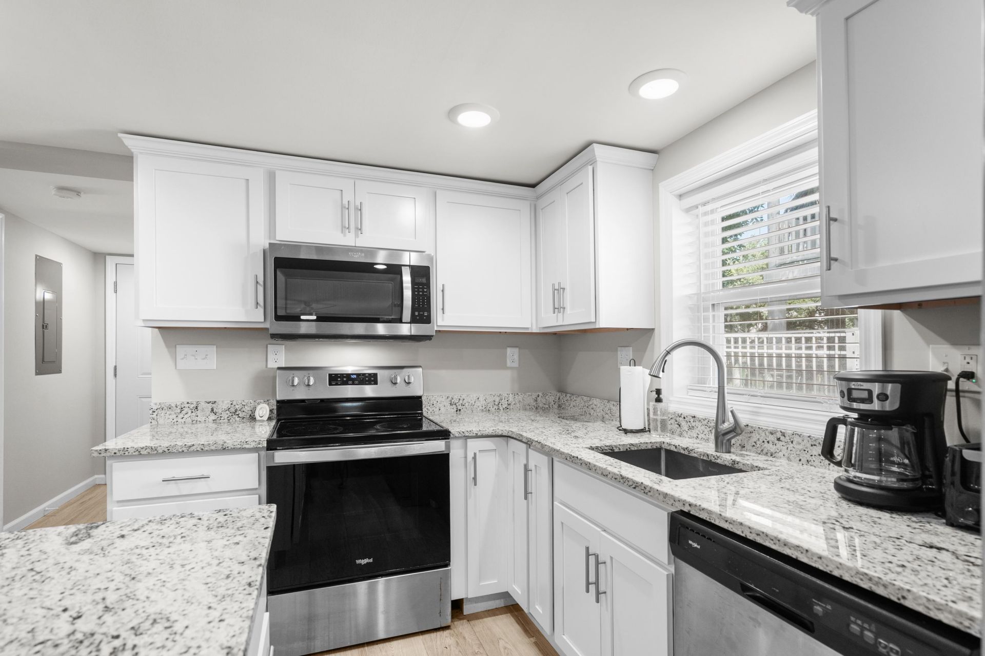 20 S Oak Dr. Photo 21