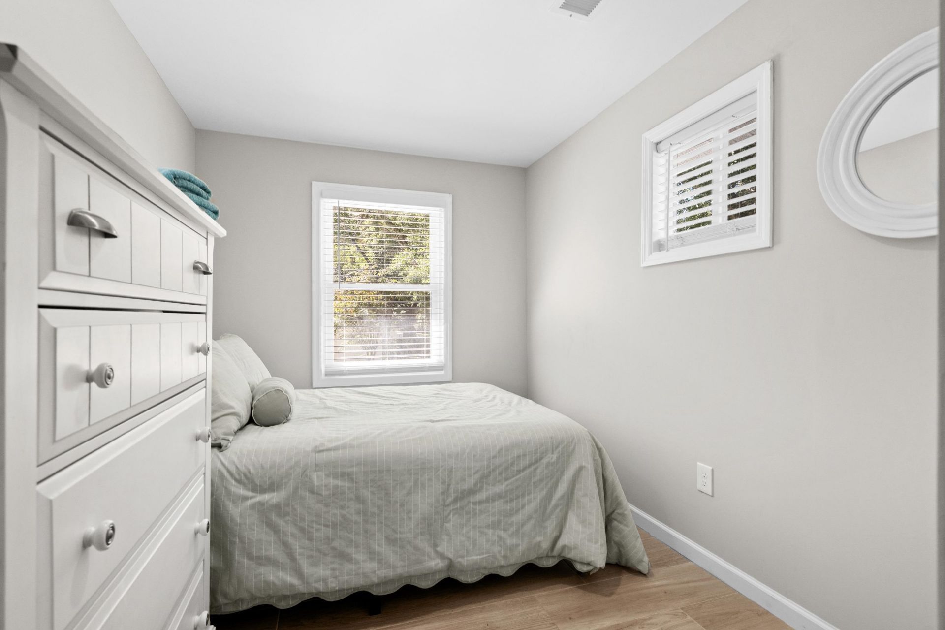 20 S Oak Dr. Photo 48
