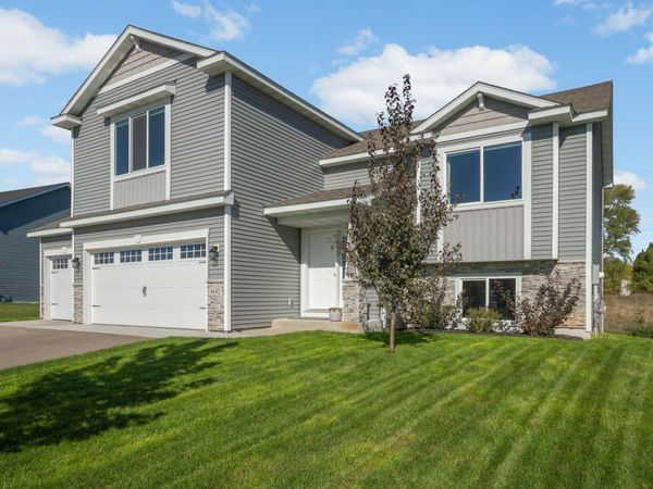 4142 Eaton Circle NE, Monticello, MN 55362