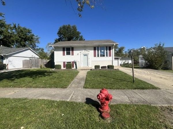 4210 Greenbrier Lane , Richton Park, IL 60471