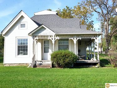 205 S Edgerton Street, Exira, IA 50076