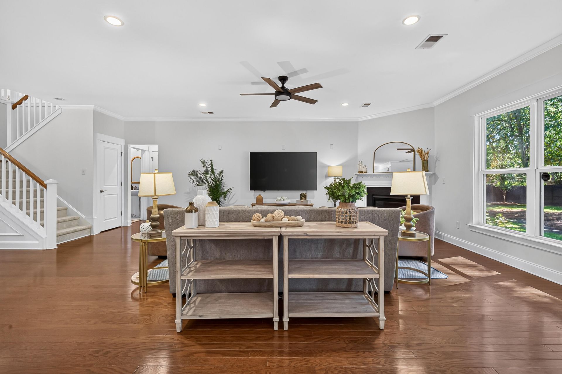 217 President Circle Photo 24