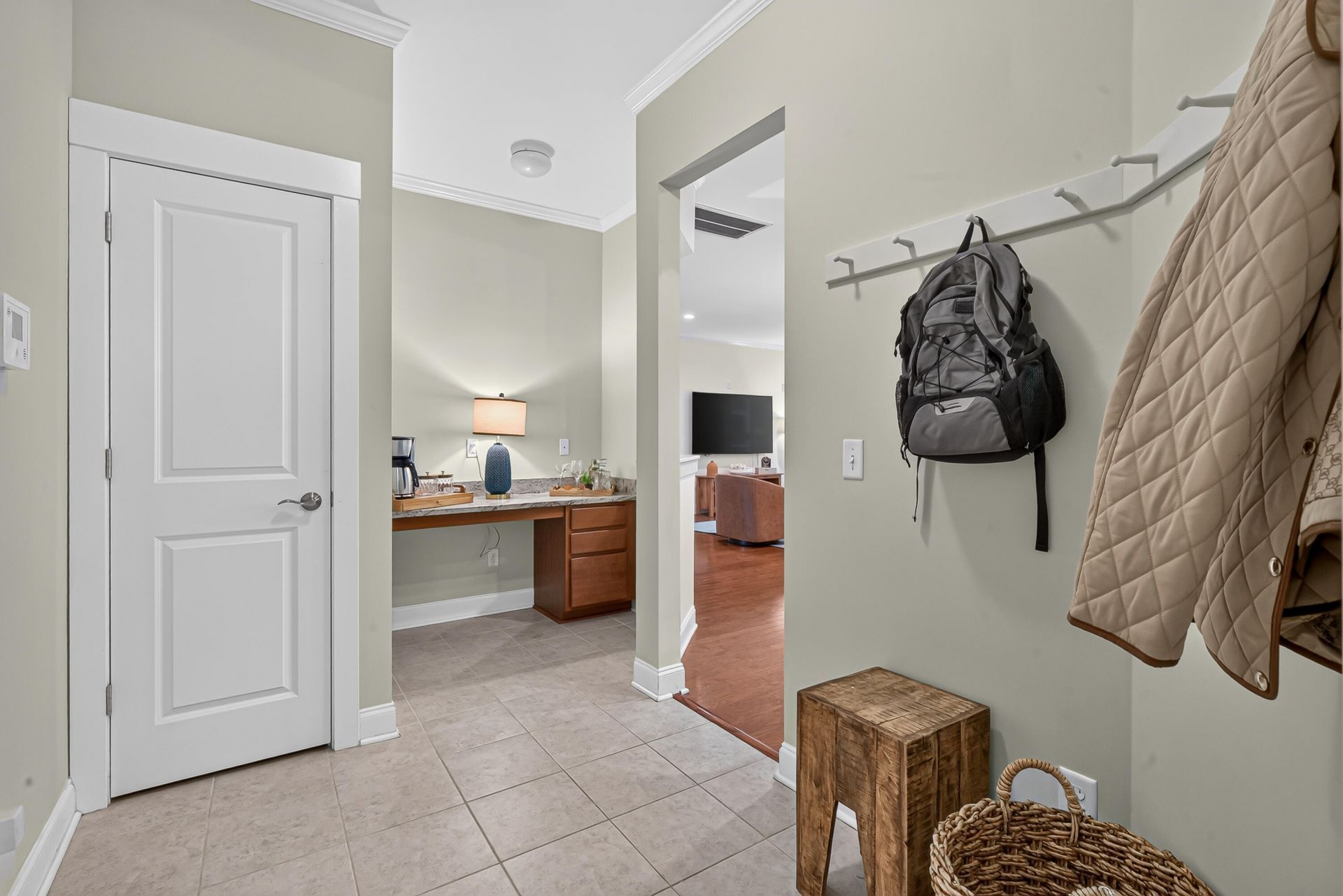 217 President Circle Photo 36