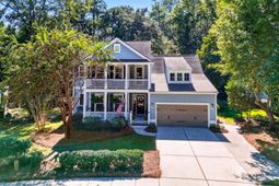 217 President Circle photo 4