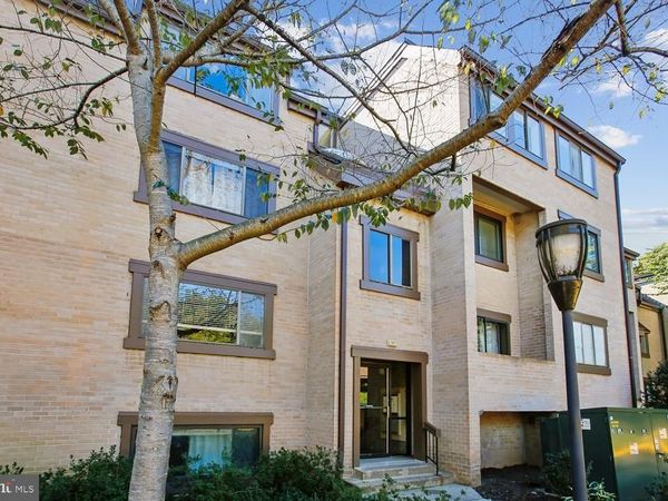 1671 PARKCREST CIRCLE, Unit 4C/401, RESTON, VA 20190