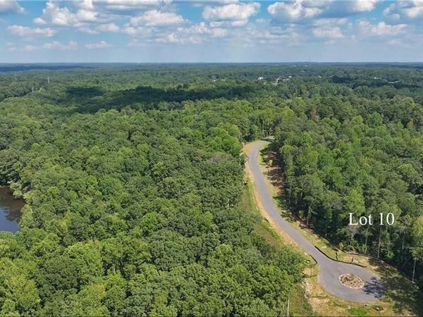 13580 Wood Fern Way , Milton, GA 30075