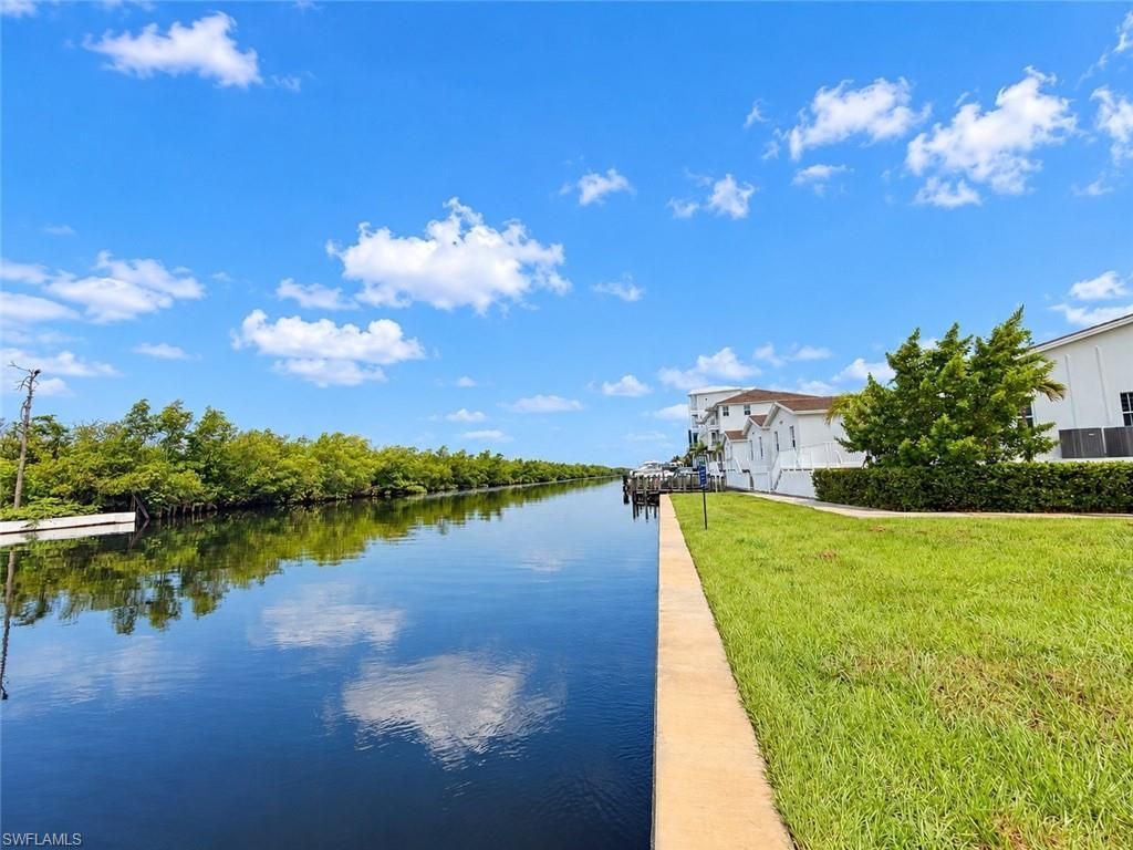5120 SW Courtyards Ct , Unit 89, Cape Coral, FL 33914 Photo
