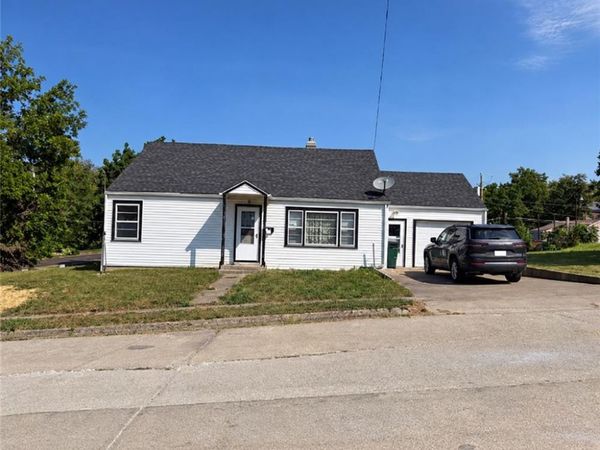 104 BODINE Street, Paris, MO 65275