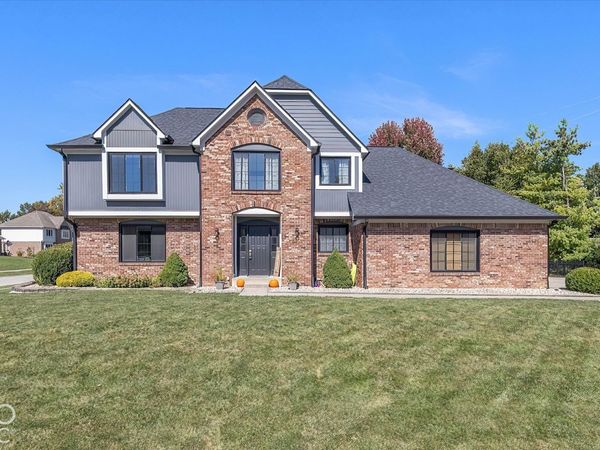 7100 Oakview Cir Circle, Noblesville, IN 46062