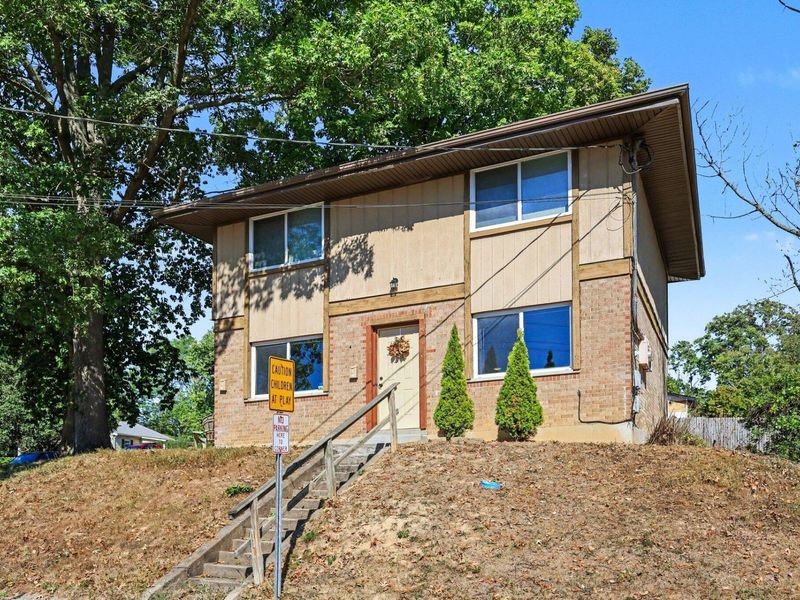 301 Eastern Avenue, Elsmere, KY 41018 Photo 2