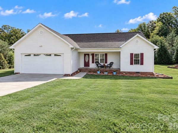 138 Westhaven Drive, Statesville, NC 28625