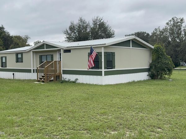 121 AMBROSE Avenue, Satsuma, FL 32189