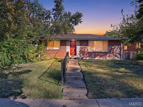 5839 Waterman Boulevard , St Louis, MO 63112