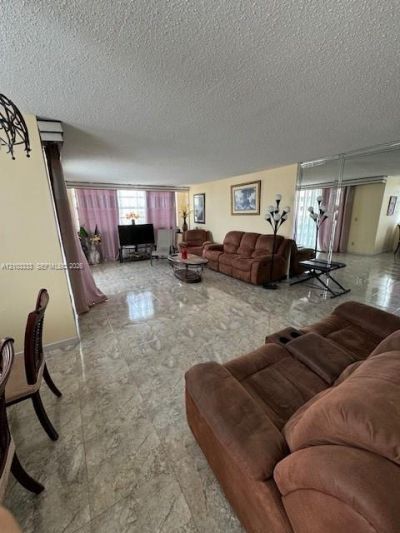 1849 S Ocean Dr, Unit PH1, Hallandale Beach, FL 33009 Photo