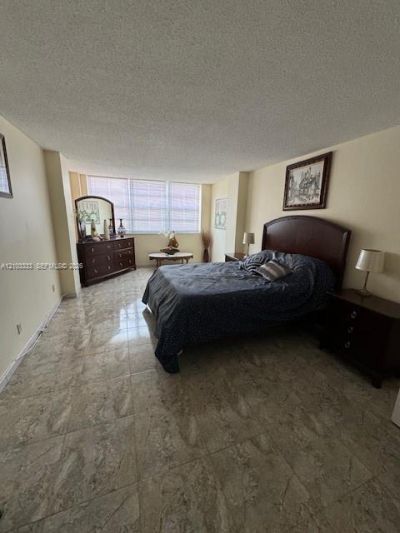 1849 S Ocean Dr, Unit PH1, Hallandale Beach, FL 33009 Photo