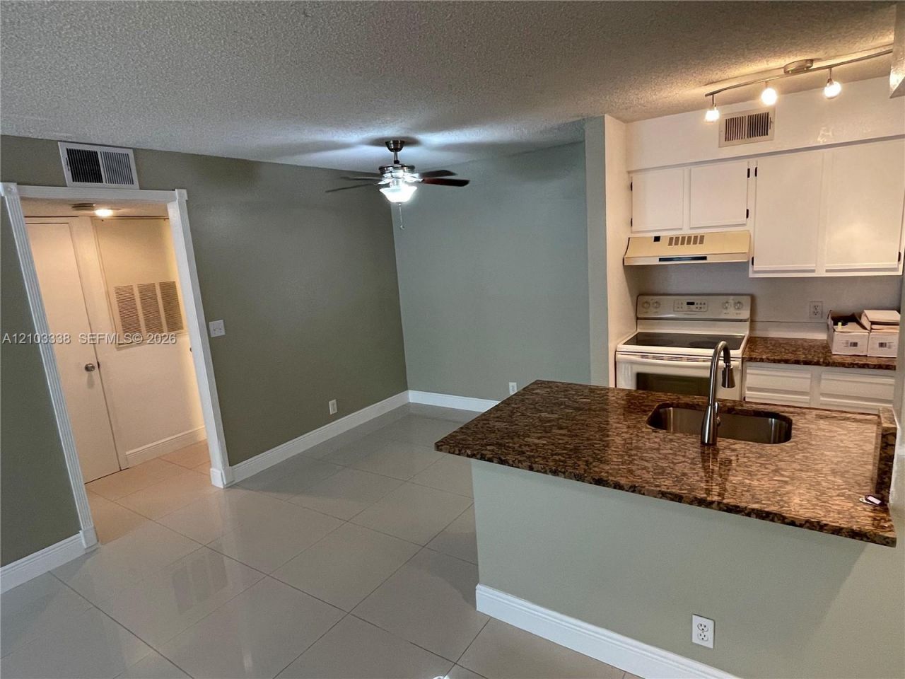 2826 S University Dr , Unit 3101, Davie, FL 33328 Photo