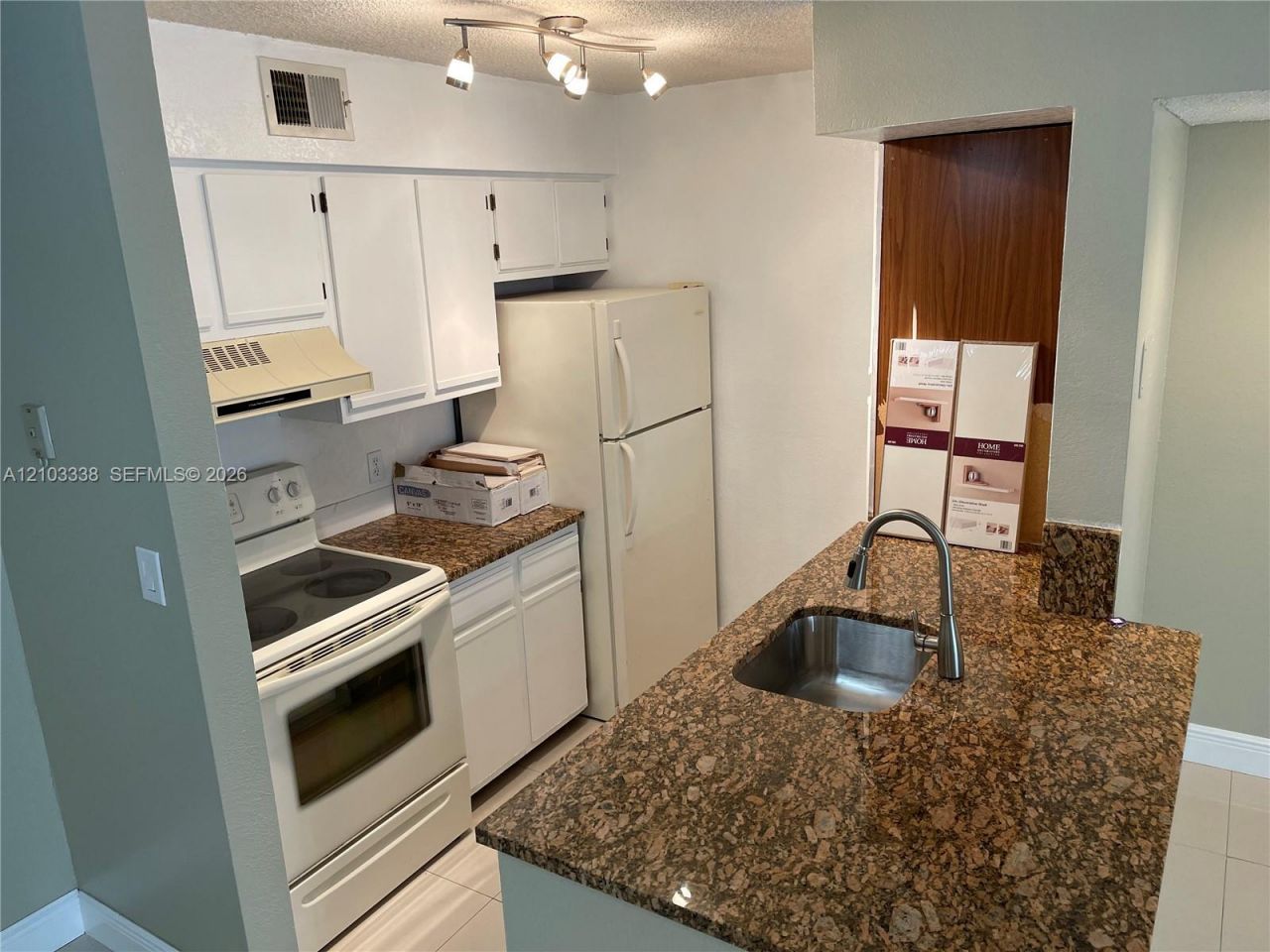 2826 S University Dr , Unit 3101, Davie, FL 33328 Photo