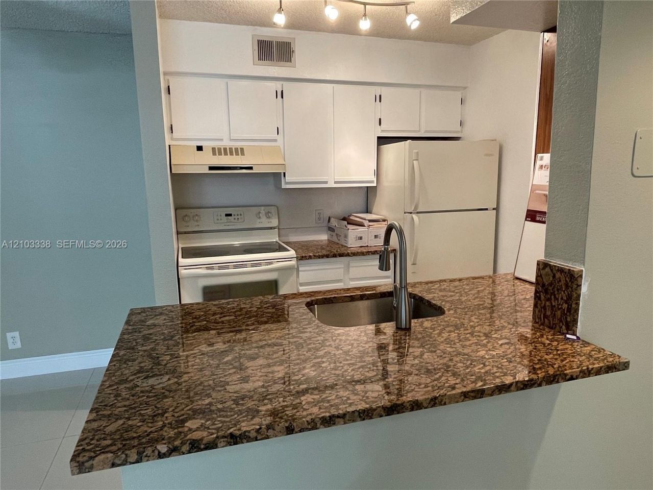2826 S University Dr , Unit 3101, Davie, FL 33328 Photo