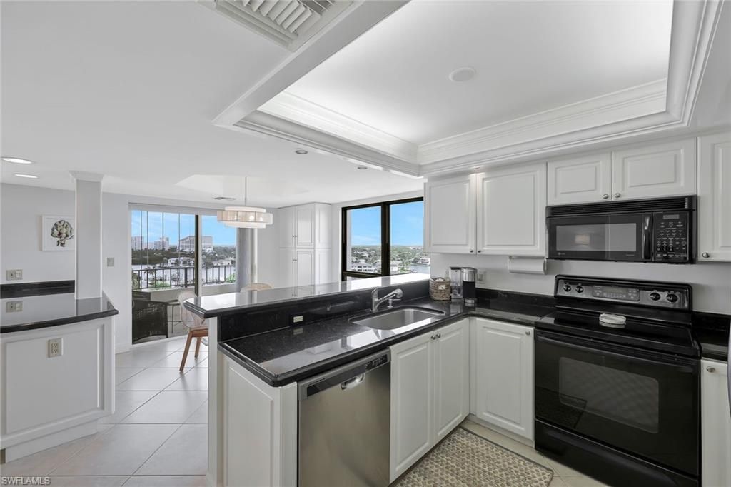 4451 Gulf Shore Blvd N, Unit 1205, Naples, FL 34103 Photo