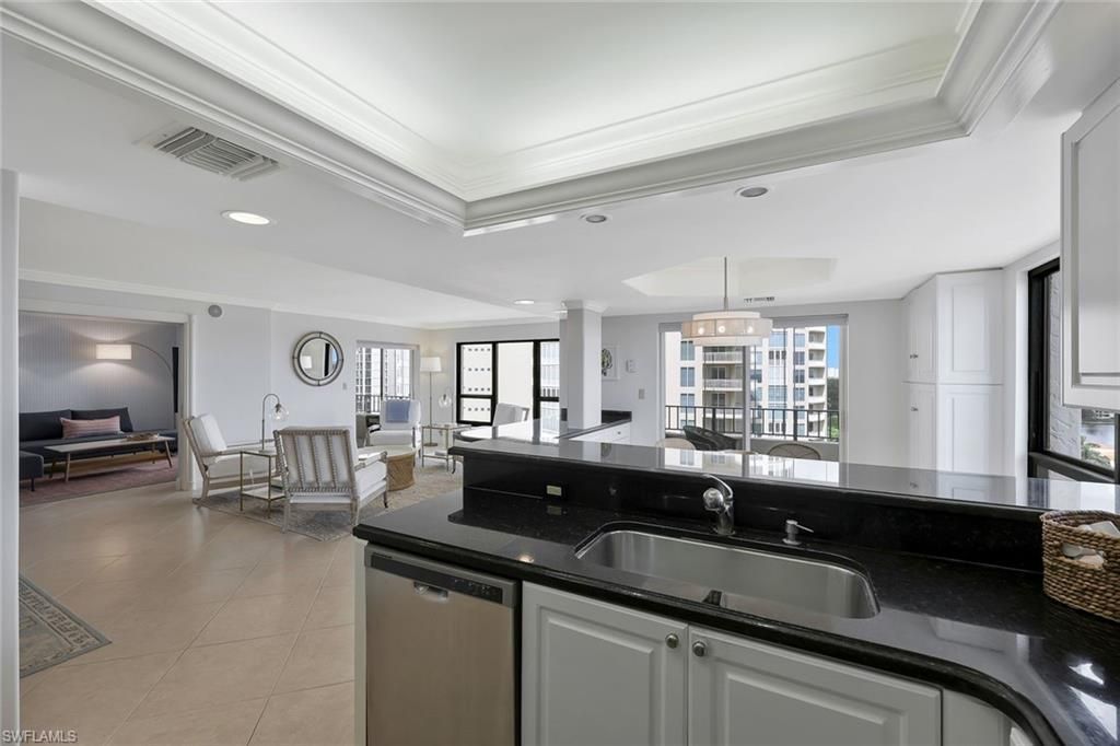 4451 Gulf Shore Blvd N, Unit 1205, Naples, FL 34103 Photo