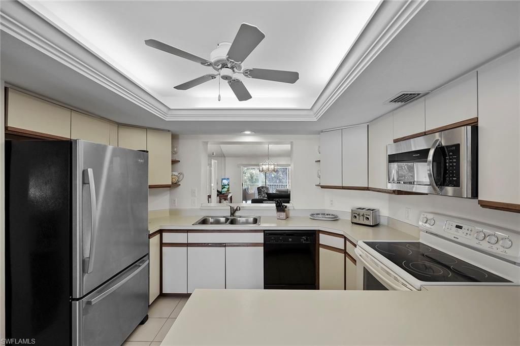 4240 Lake Forest Dr , Unit 423, Bonita Springs, FL 34134 Photo