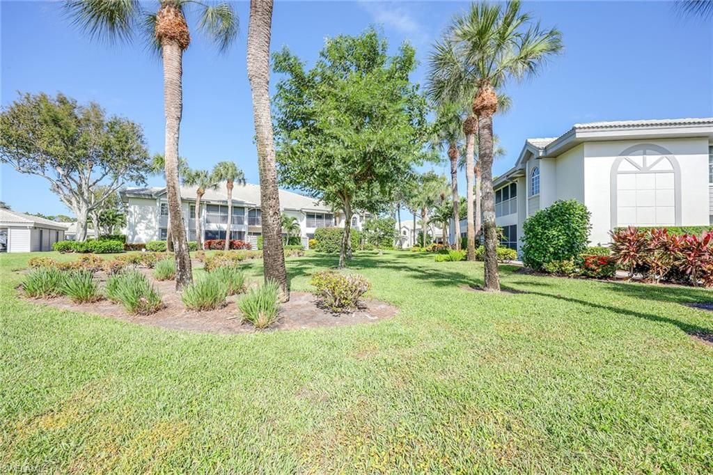 4240 Lake Forest Dr , Unit 423, Bonita Springs, FL 34134 Photo