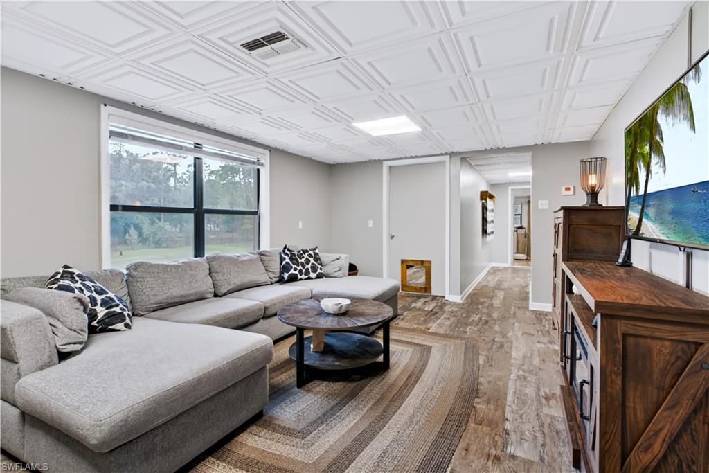 5710 Autumn Oaks Ln, Naples, FL 34119 Photo