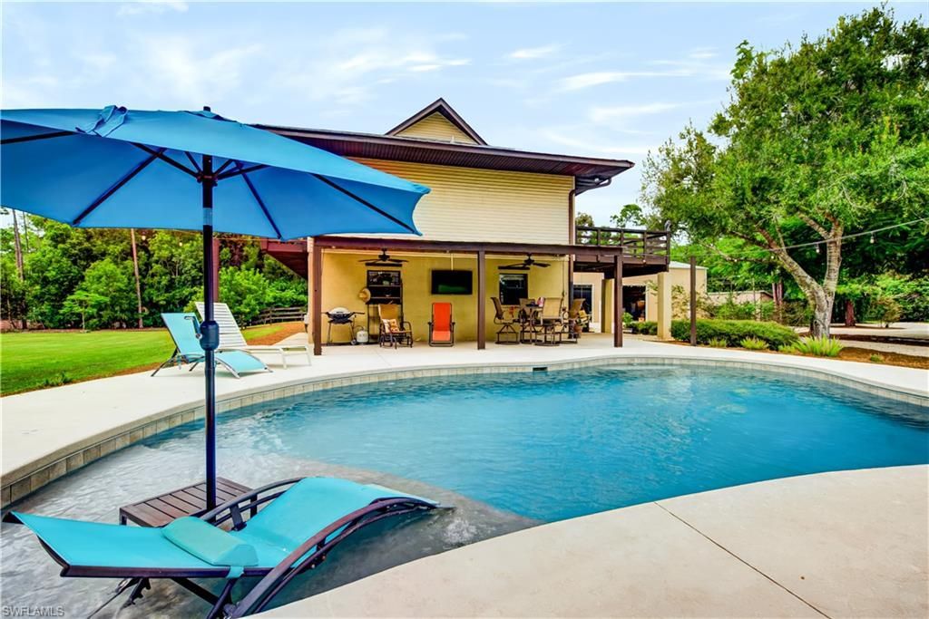 5710 Autumn Oaks Ln, Naples, FL 34119 Photo
