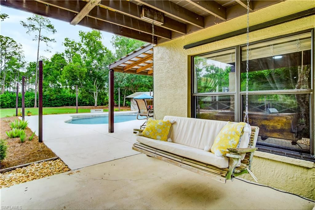 5710 Autumn Oaks Ln, Naples, FL 34119 Photo
