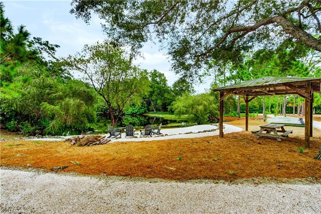 5710 Autumn Oaks Ln, Naples, FL 34119 Photo
