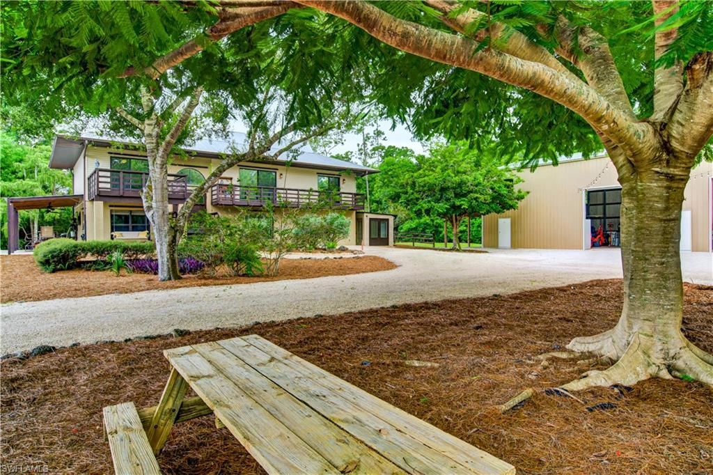 5710 Autumn Oaks Ln, Naples, FL 34119 Photo