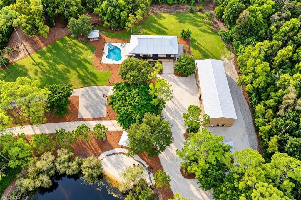 5710 Autumn Oaks Ln, Naples, FL 34119 Photo