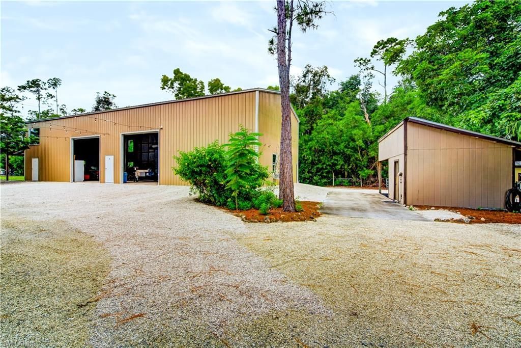 5710 Autumn Oaks Ln, Naples, FL 34119 Photo