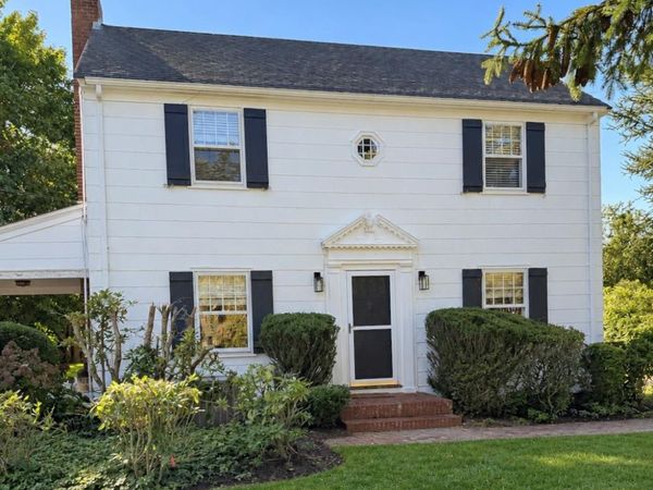 1410 New Suffolk Road , Cutchogue, NY 11935