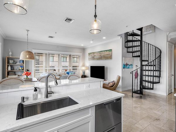 12 SE 1st Avenue, Unit 301, Delray Beach, FL 33444