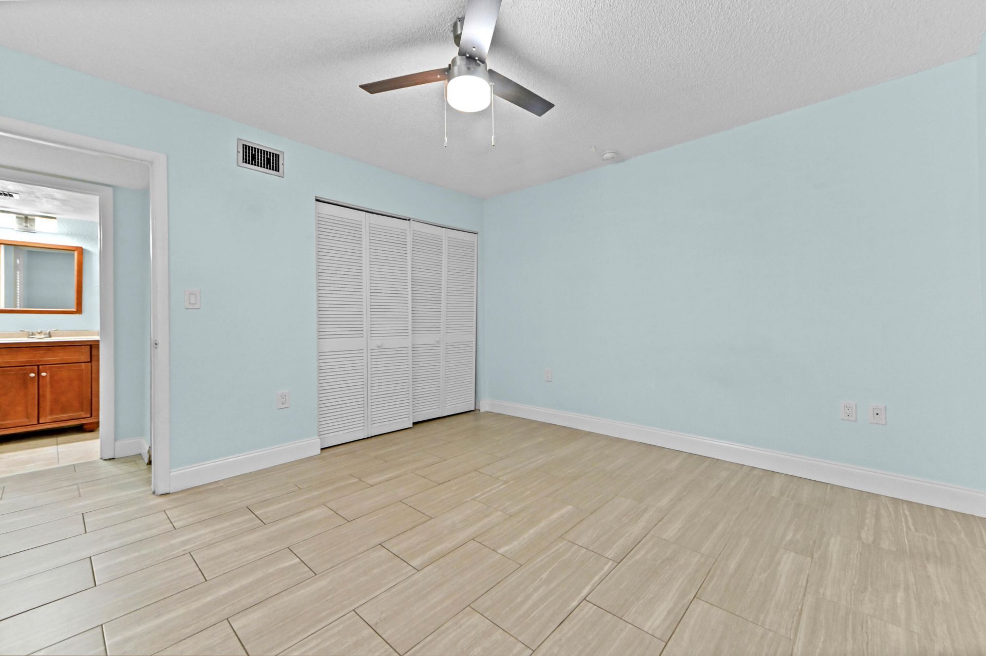 1021 Mockingbird Lane, Unit 415, Plantation, FL 33324 Photo