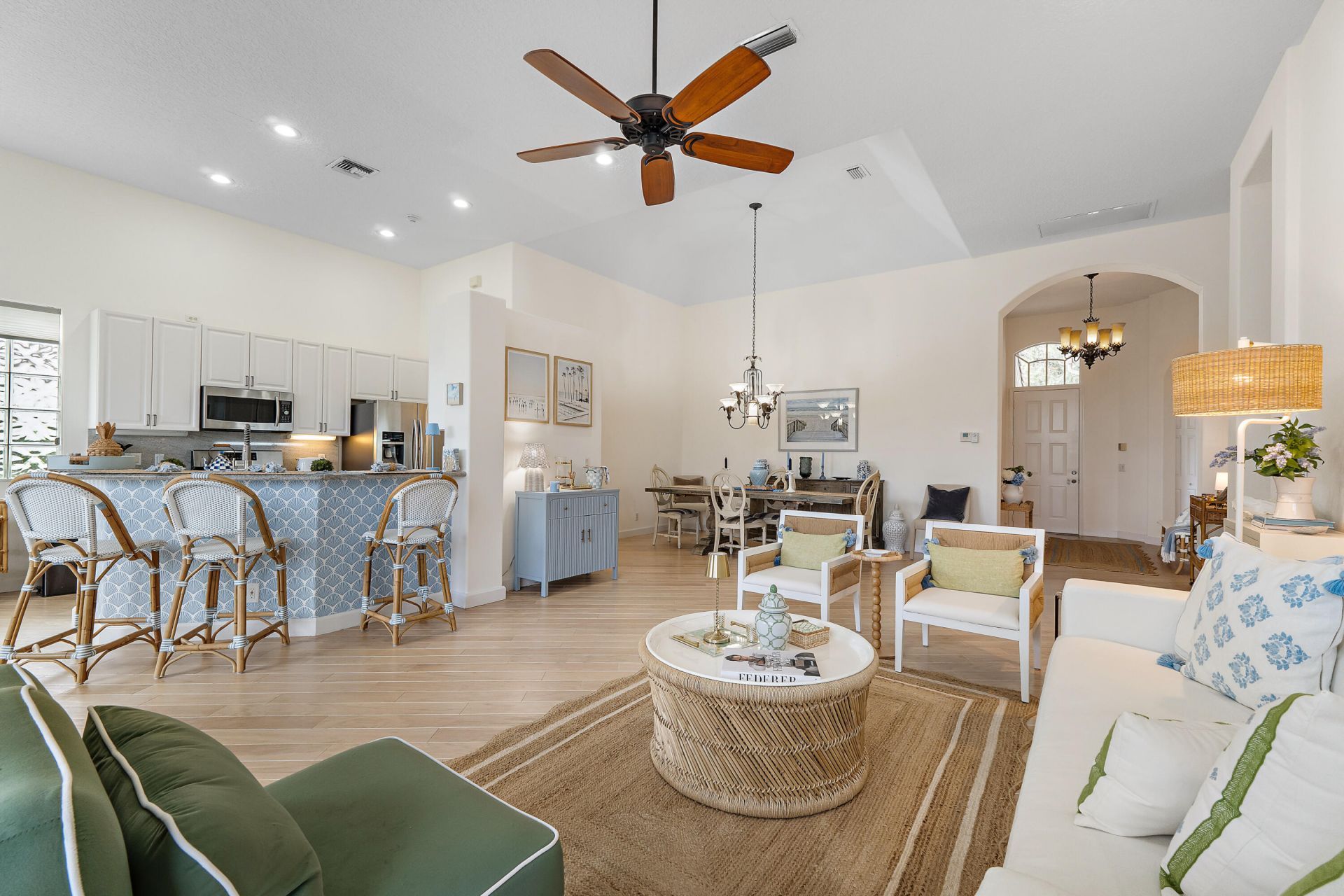 90 Monterey Pointe Drive, Palm Beach Gardens, FL 33418 Photo