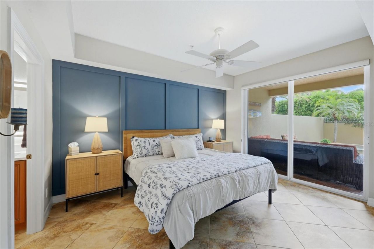 712 Granada Avenue, Unit 2, Venice, FL 34285 Photo