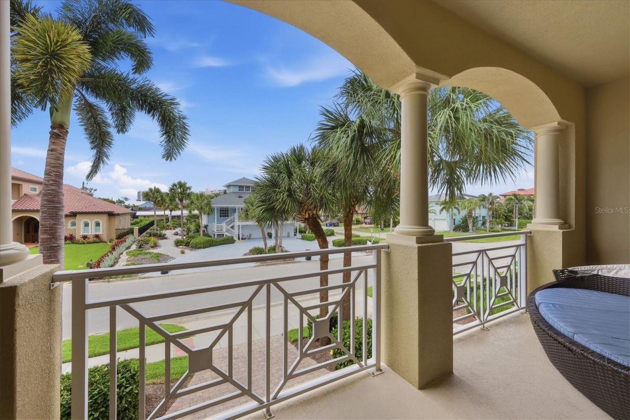 712 Granada Avenue, Unit 2, Venice, FL 34285 Photo