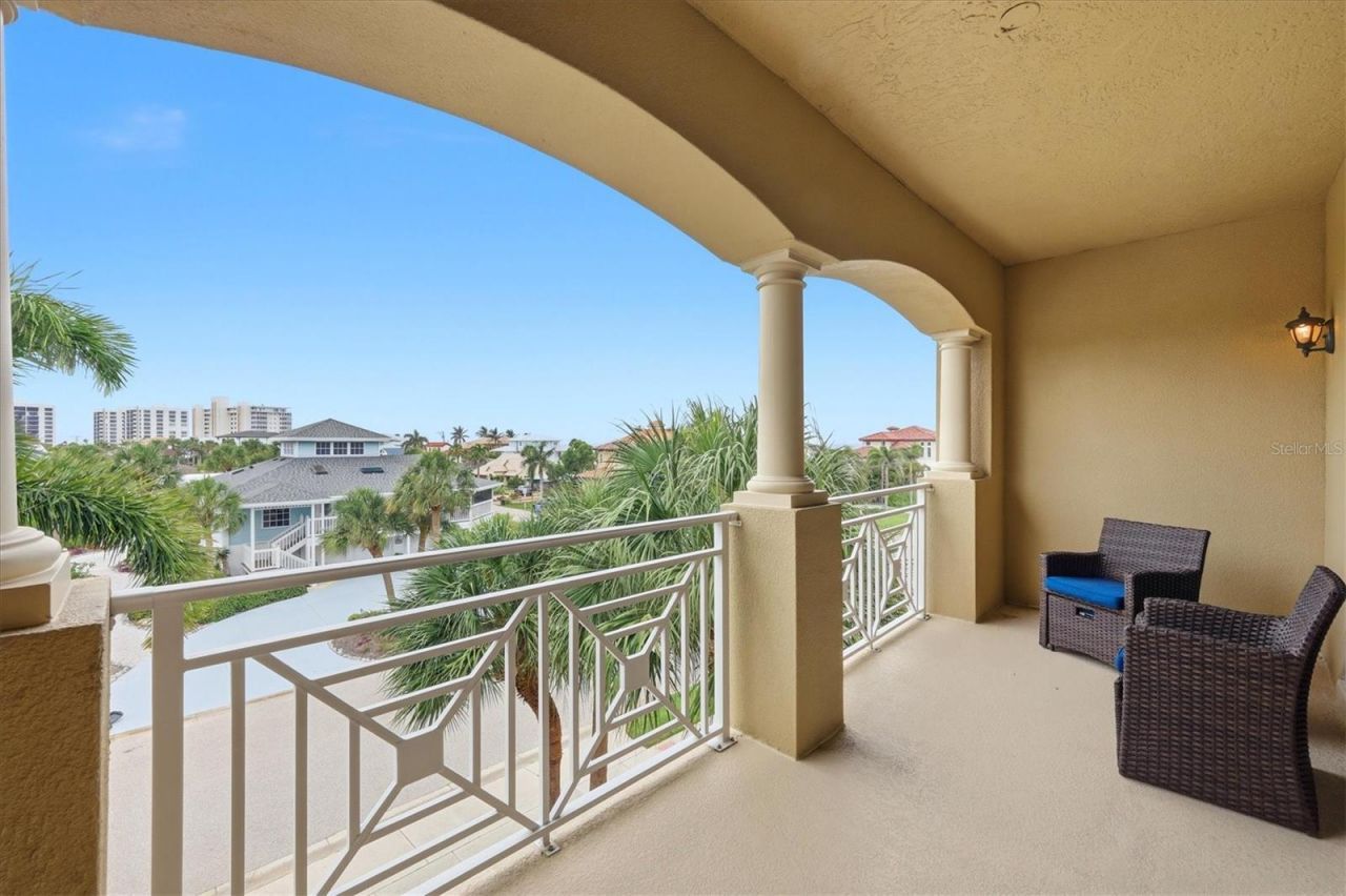 712 Granada Avenue, Unit 2, Venice, FL 34285 Photo