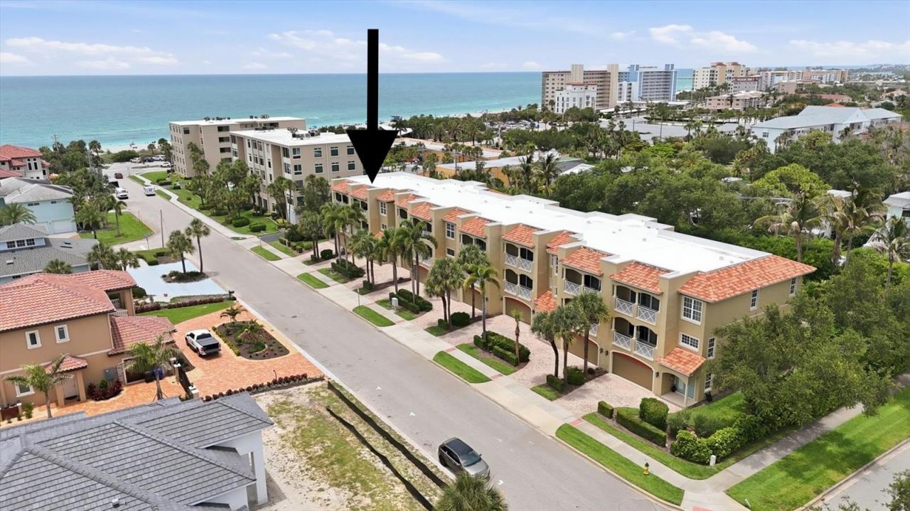 712 Granada Avenue, Unit 2, Venice, FL 34285 Photo